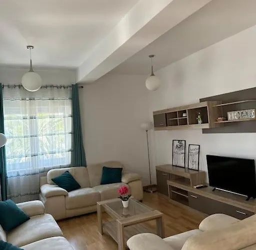 Sweet Escape Apartment W Pool