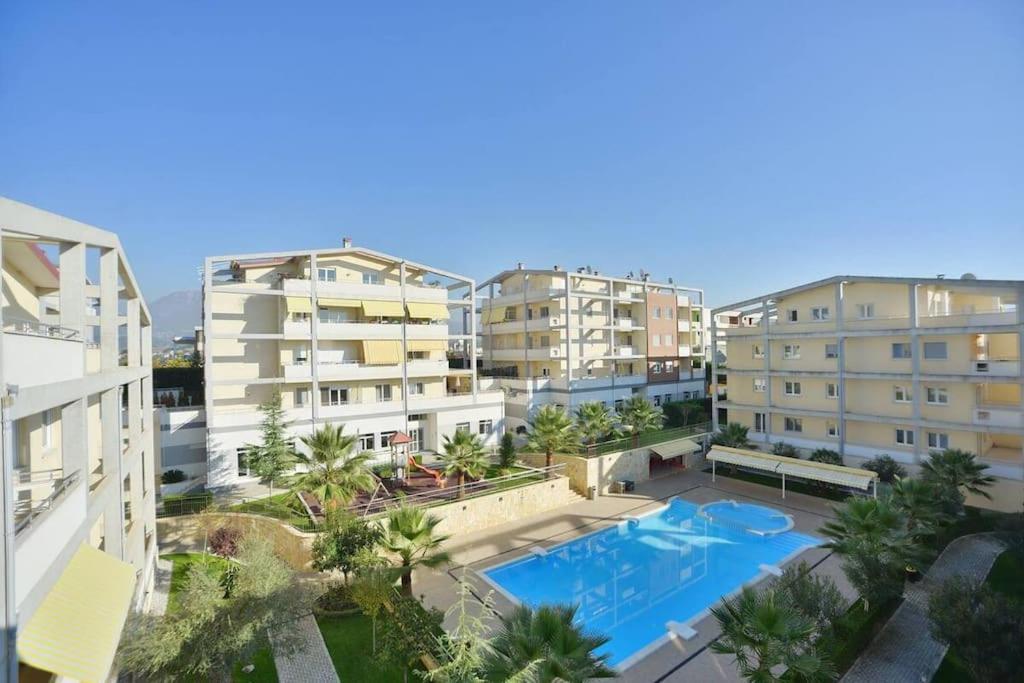 Sweet Escape W Pool Apartament